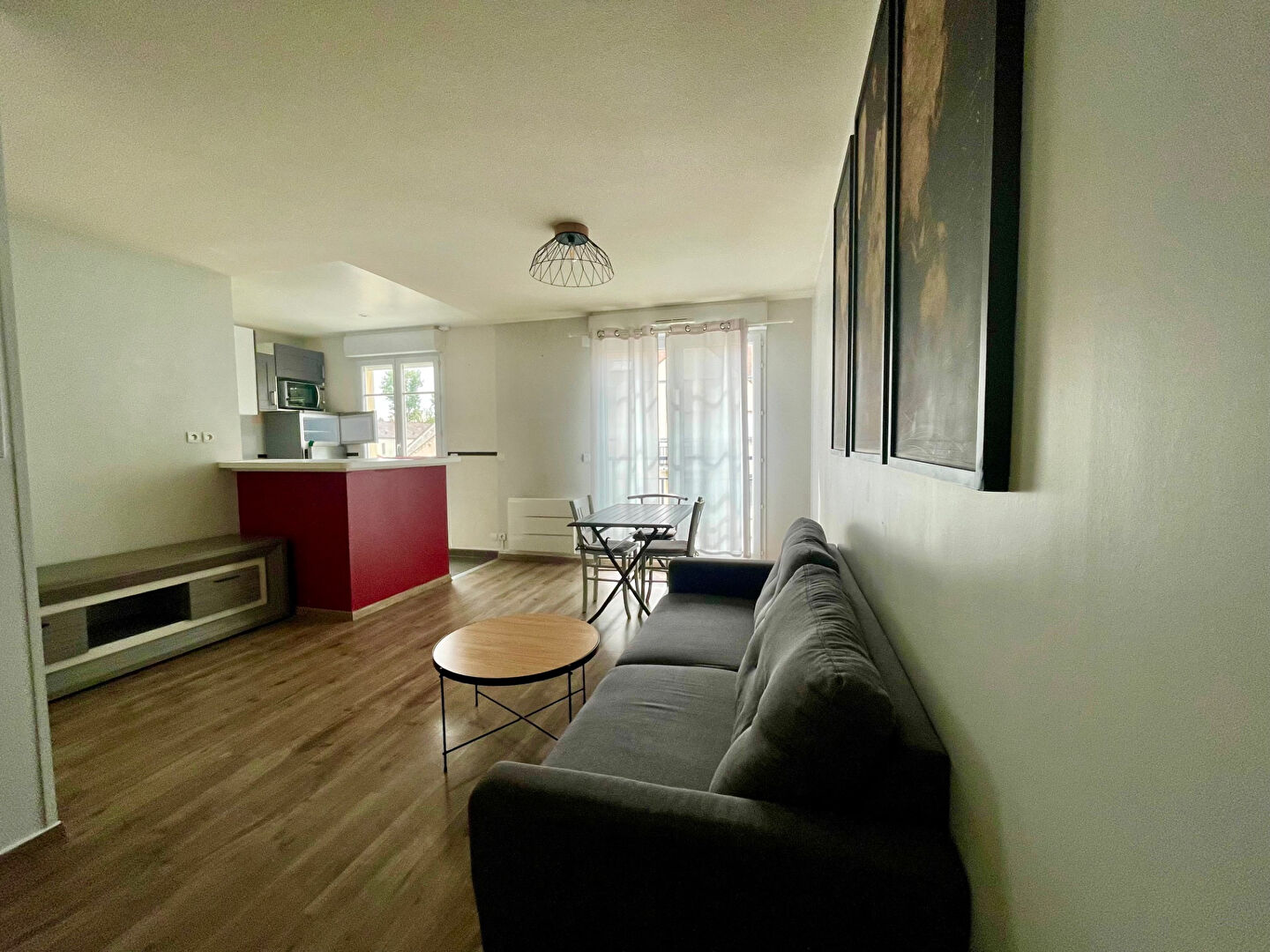 Photo Appartement à vendre à BRIE COMTE ROBERT image 1/6