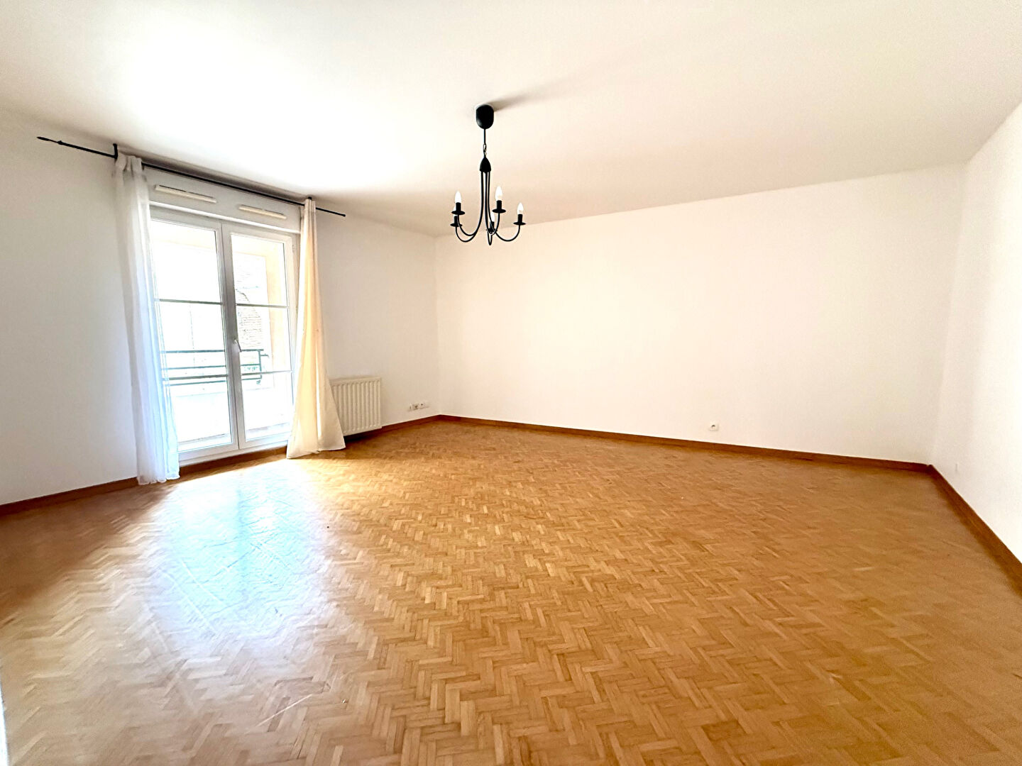 Photo À vendre : Appartement 2 pièces à Brie Comte Robert image 1/6