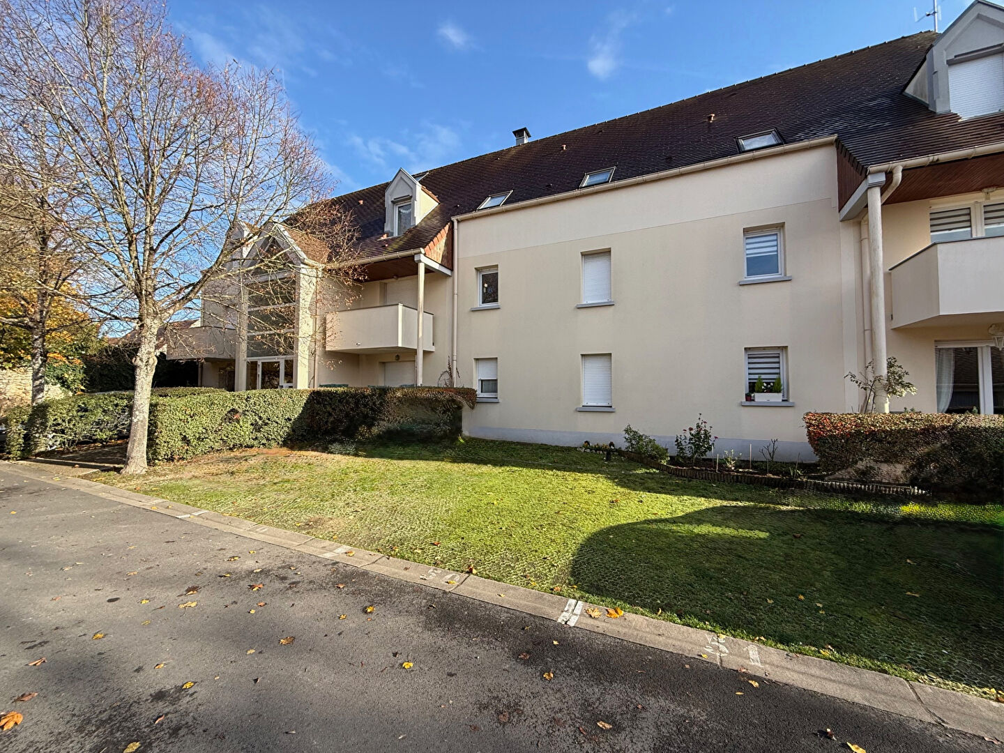 Photo À vendre : Appartement 3 pièces à Brie Comte Robert image 2/6