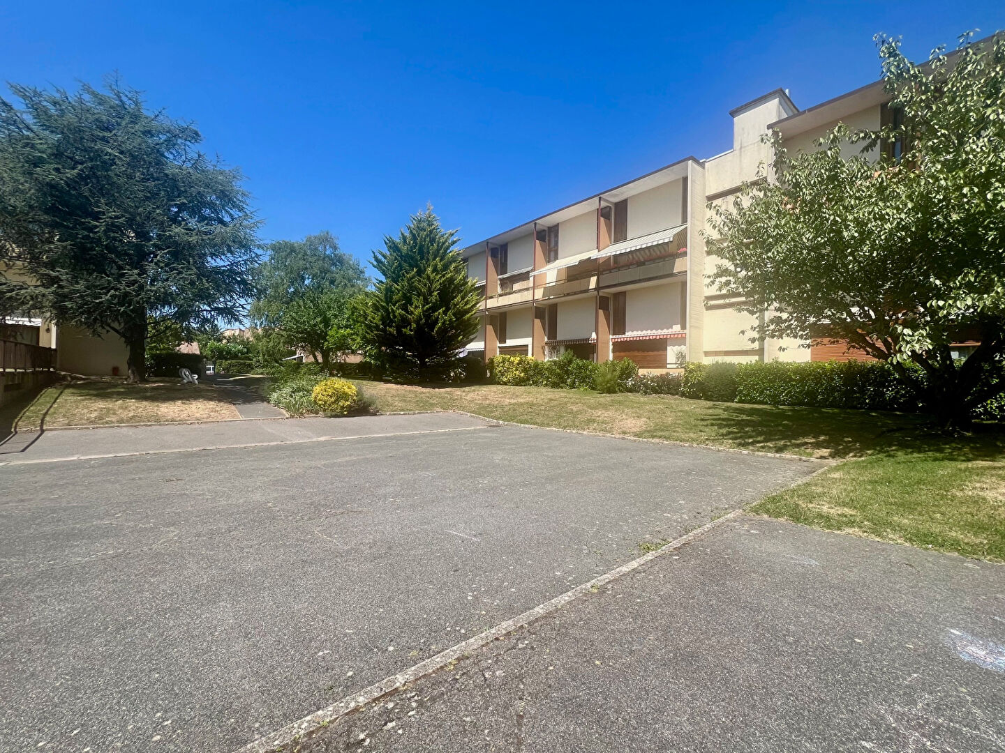 Photo Appartement Brie Comte Robert 4 pièce(s) 73 m2 image 2/6