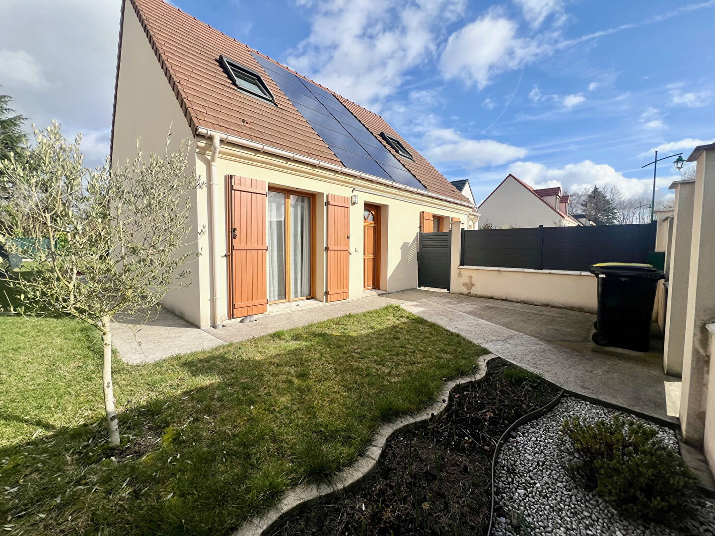 Agence immobilière de GILL AGENCE DE L'HOTEL DE VILLEDADIMMO Brie comte robert - GILL AGENCE DE L'HOTEL DE VILLEDADIMMO