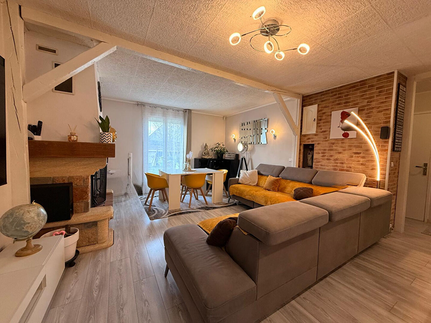 Agence immobilière de GILL AGENCE DE L'HOTEL DE VILLEDADIMMO Brie comte robert - GILL AGENCE DE L'HOTEL DE VILLEDADIMMO