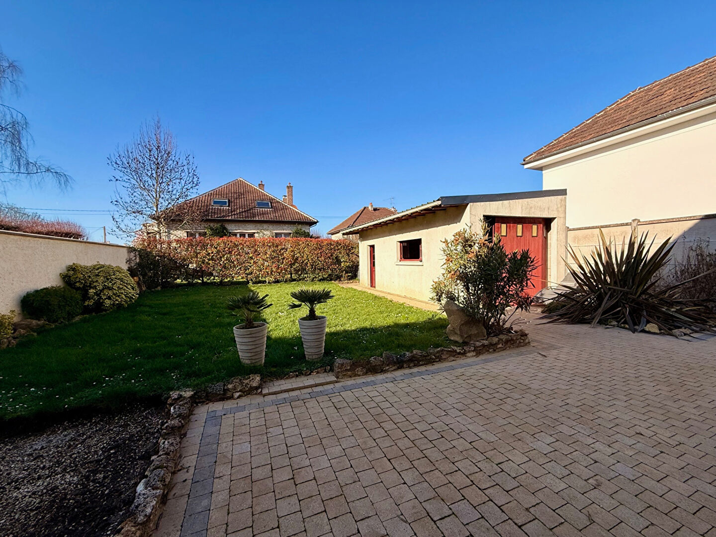 Agence immobilière de GILL AGENCE DE L'HOTEL DE VILLEDADIMMO Brie comte robert - GILL AGENCE DE L'HOTEL DE VILLEDADIMMO