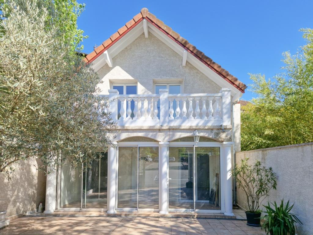 Agence immobilière de PROVIMO - Gilles BUISSON - BUISSON Gilles