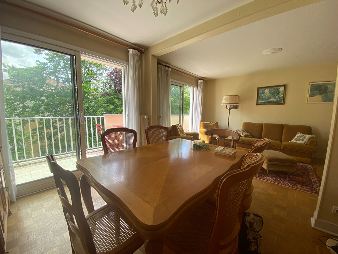 Photo Appartement Poissy 4 pièce(s) traversant de 73 m2 avec Balcons image 2/6