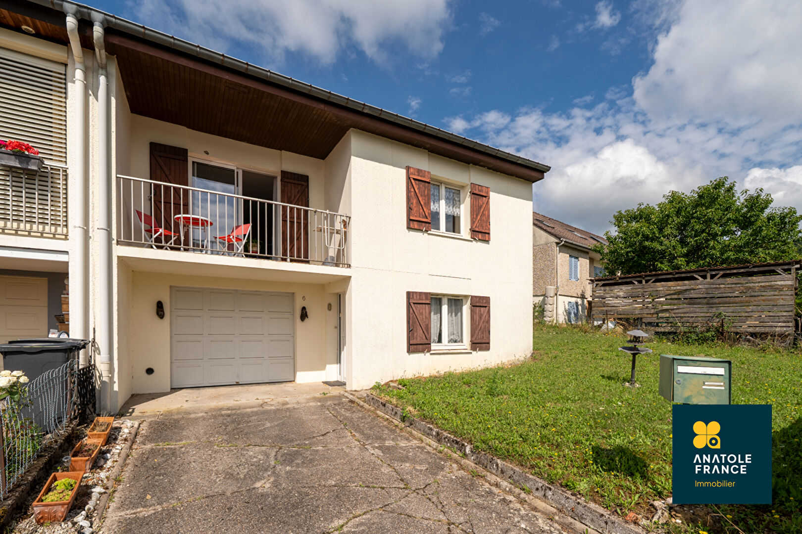 Photo MAISON DE 115 m2 AVEC GARAGE ET JARDIN SUR NEUVES MAISONS image 2/6