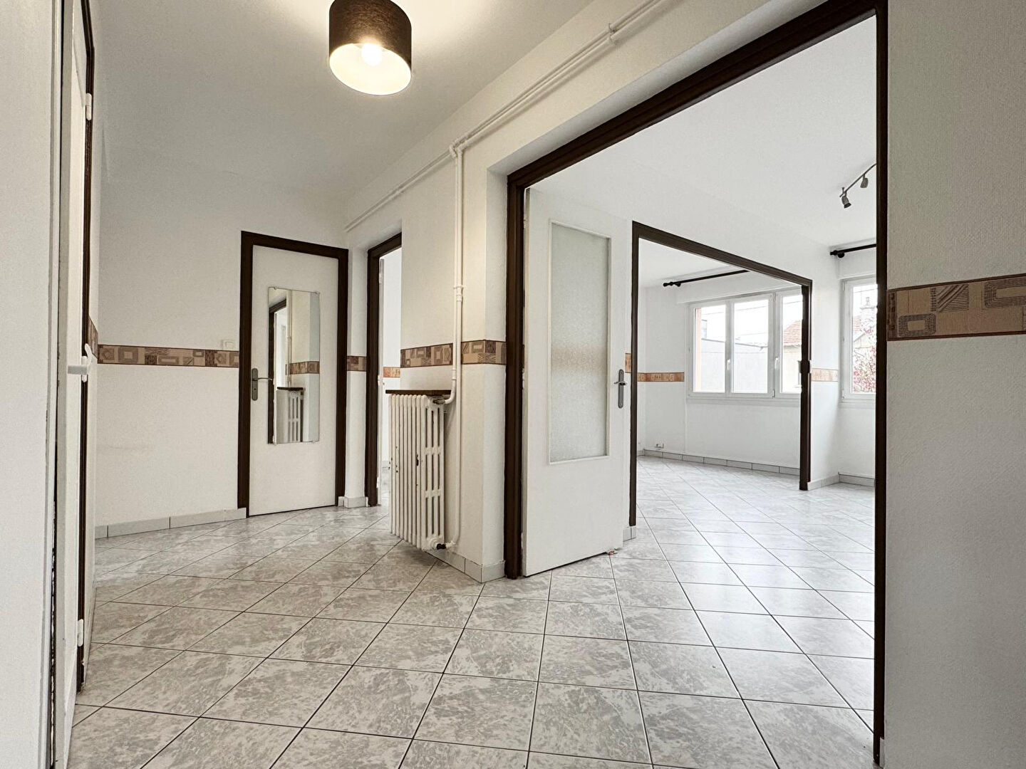 Photo SAINT MAX, APPARTEMENT T4 avec PARKING image 2/6