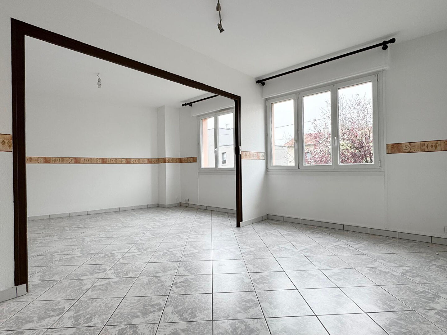 Photo SAINT MAX, APPARTEMENT T4 avec PARKING image 5/6