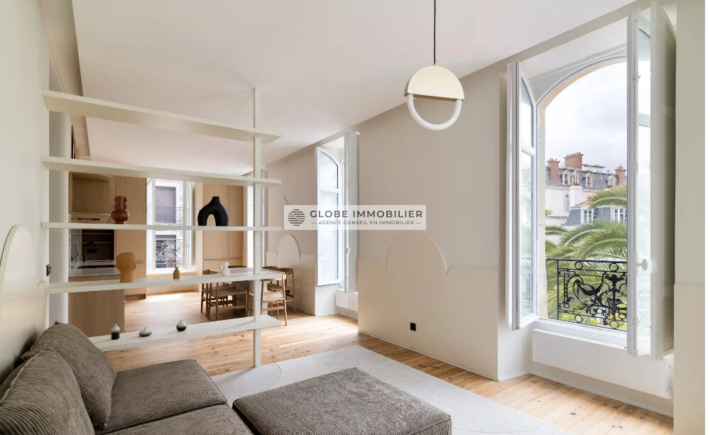 CENTRE VILLE PLACE CLEMENCEAU. Appartement Biarritz 3 pièces 79.62m² habitable