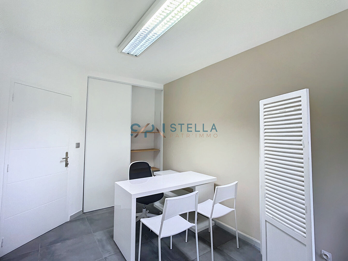 Photo Location Bureau Professionnel image 2/6