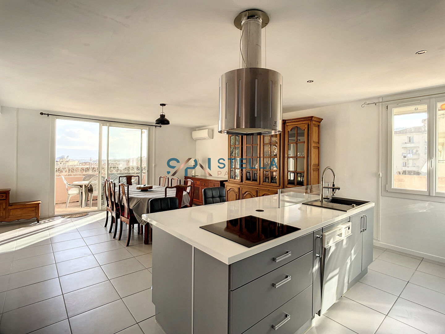 T3 meublé rénové vue mer à l'année - secteur Castelvecchio