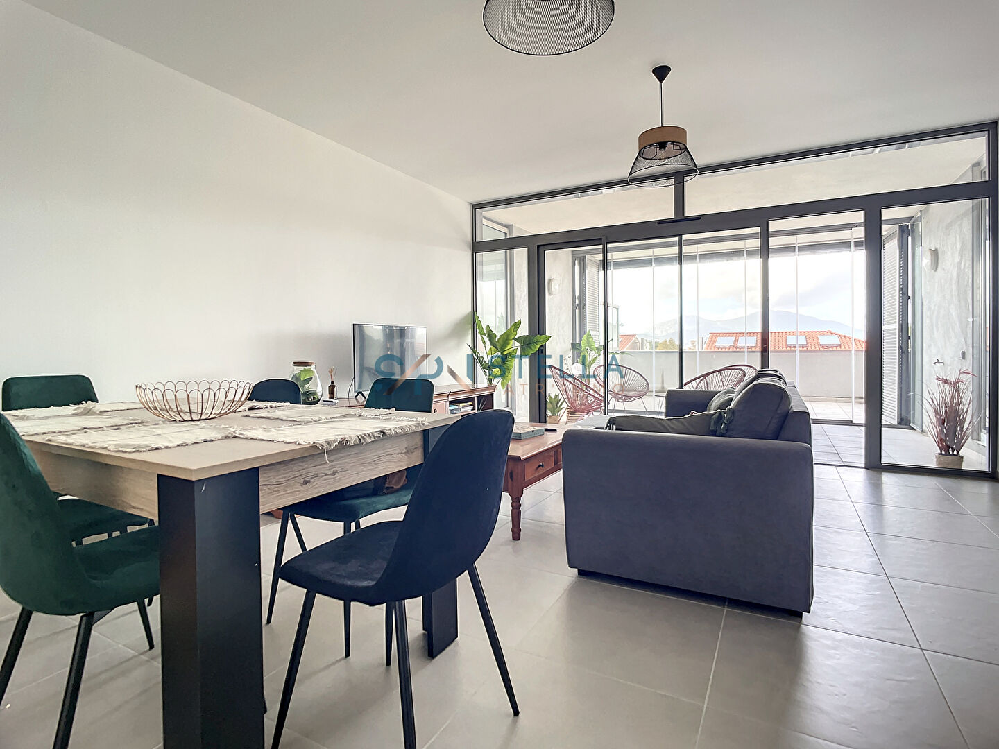 Photo Location à l'Année - T3 Meublé avec Terrasse et Jardin image 3/6