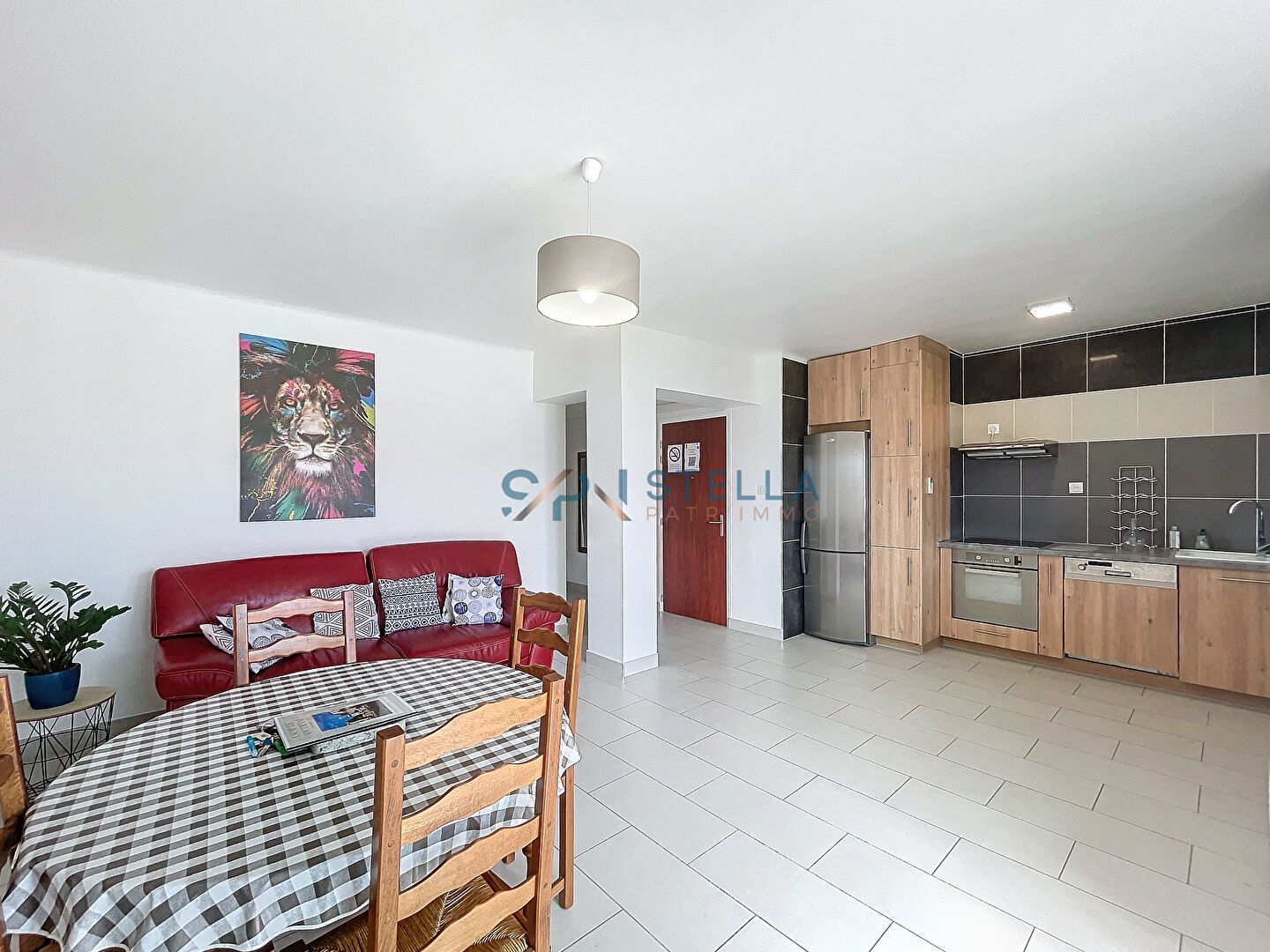 Saint-Jean T3 meublé rénové avec double terrasse et vue mer