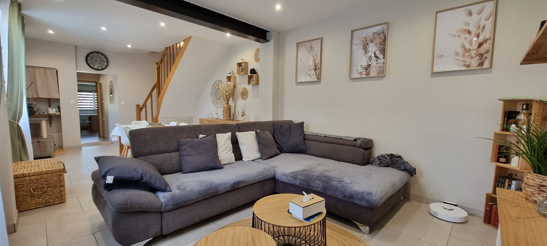 Photo MAISON ENTIEREMENT RENOVEE image 2/6