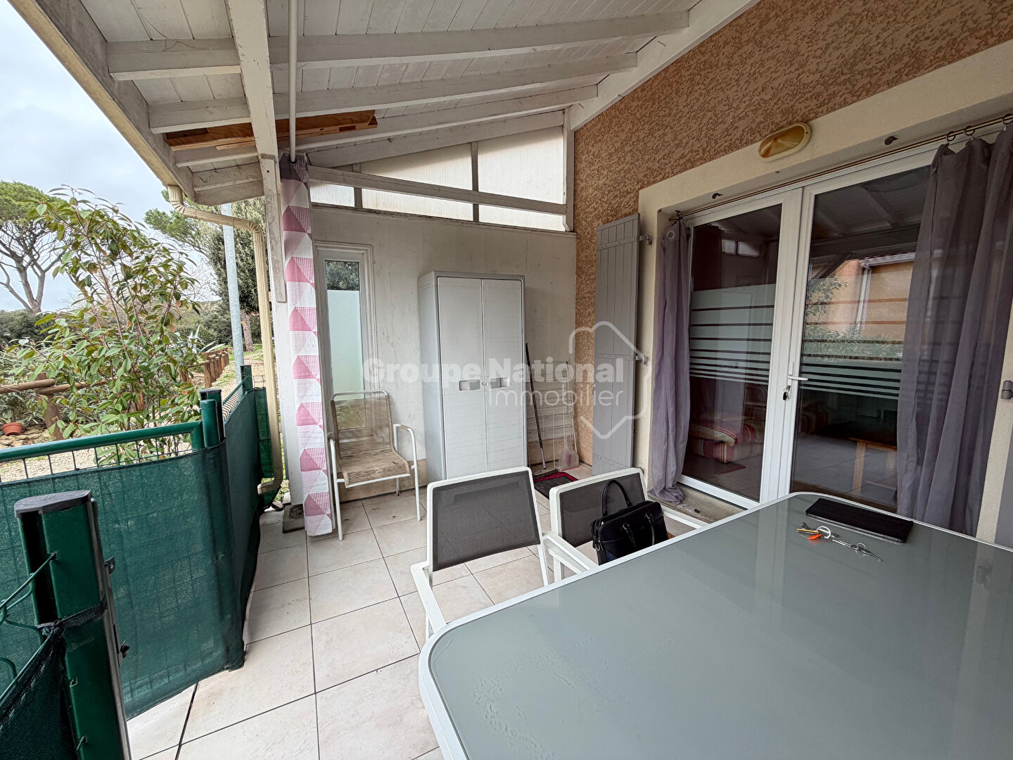 CALVISSON, villa meublée 2 chambres, terrasse