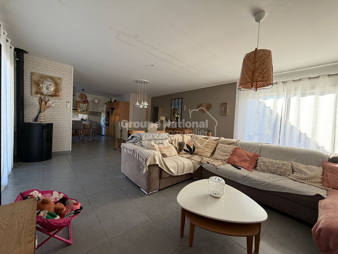 Clarensac villa plain-pied 2 chambres garage et piscine sur 700m2 de terrain