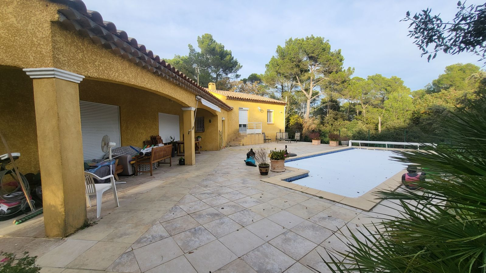 location à l'année , Maison Lorgues 6 pièces, 140 m² , piscine