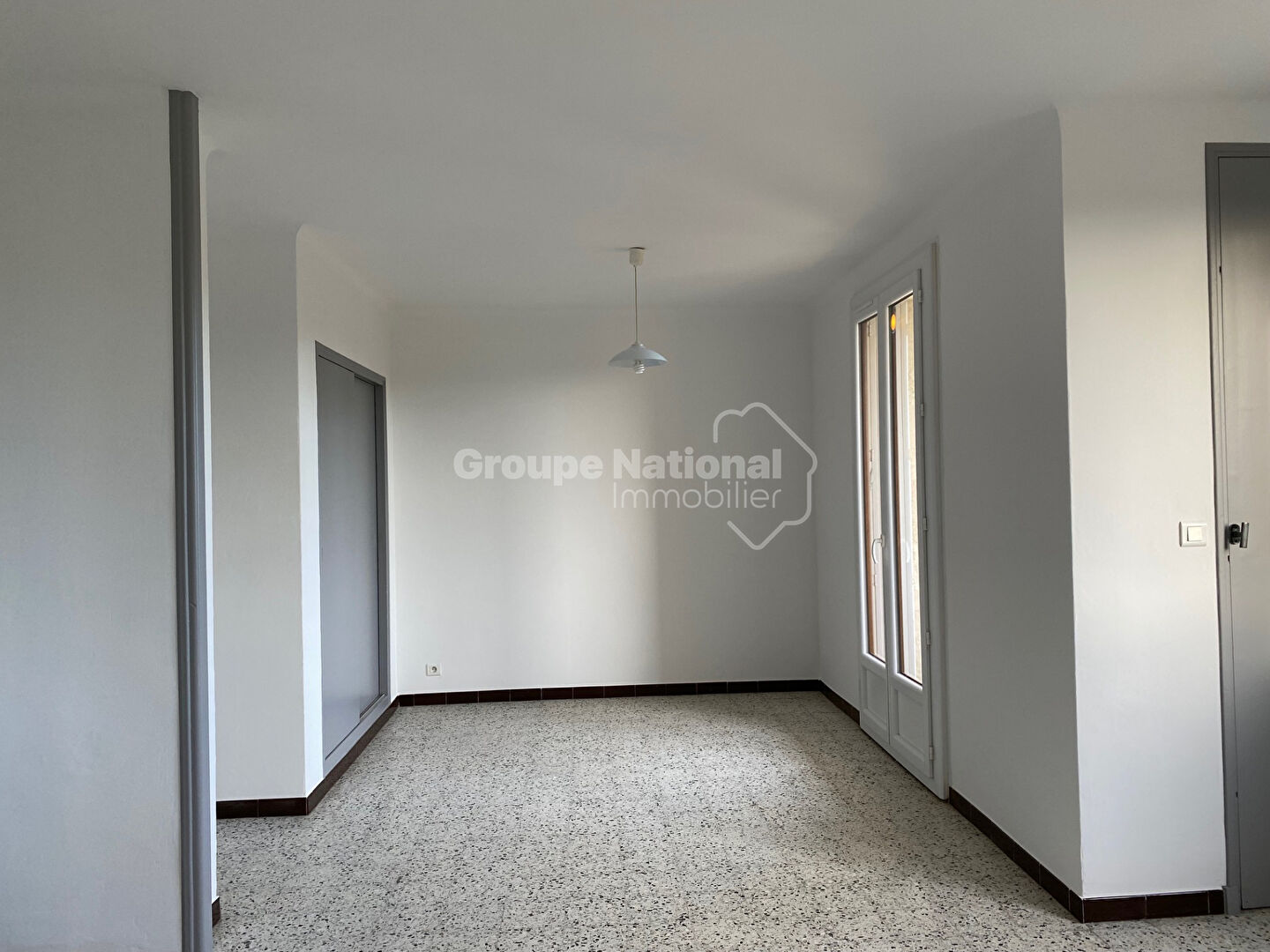Photo Appartement T3 de 75m2 dans résidence sécurisée avec stationnement et cave image 4/6
