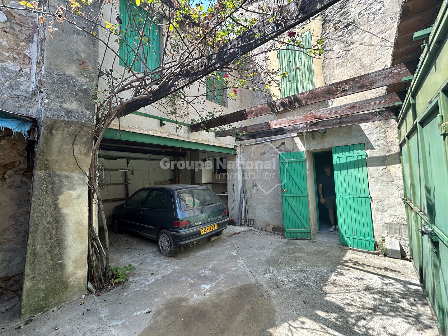 Photo Maison de vllage avec cour à renover image 1/5