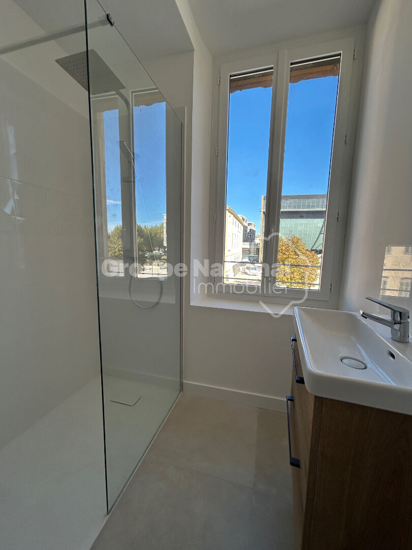 Photo Appartement Orange 3 pièce(s) 53 m2 image 4/6