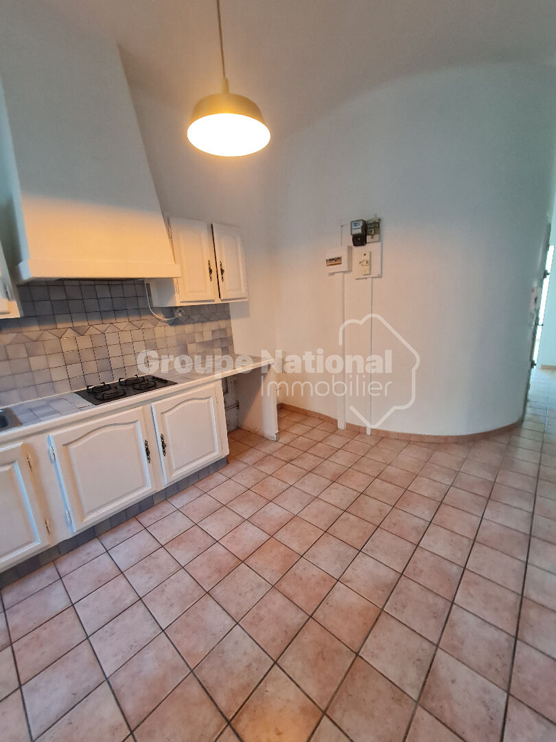 Photo Appartement T3 62 m²  avec terrasse 15 m² à Marseille 13001 cinq avenues image 2/6