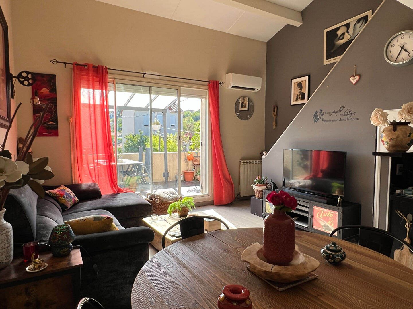 Photo Appartement en DUPLEX T3  62 m² dernier étage avec terrasse de 13m² et 2 places de parkings à PLAN DE CUQUES 13380 image 2/6