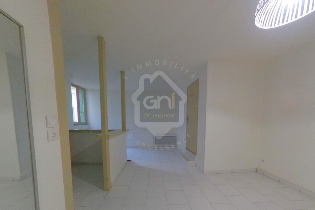 Photo Appartements 76 m² avec cour et toit terrasse Marseille 4ème image 4/5