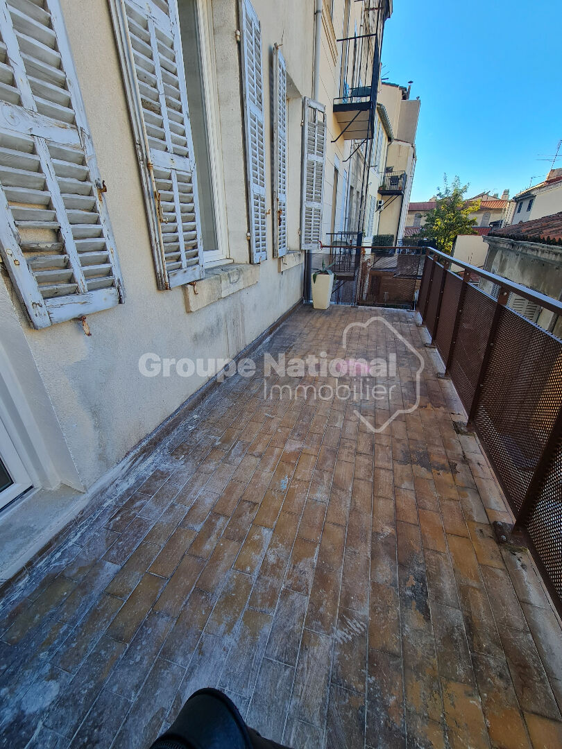 Photo Appartement T3 62 m²  avec terrasse 15 m² à Marseille 13001 cinq avenues image 4/6