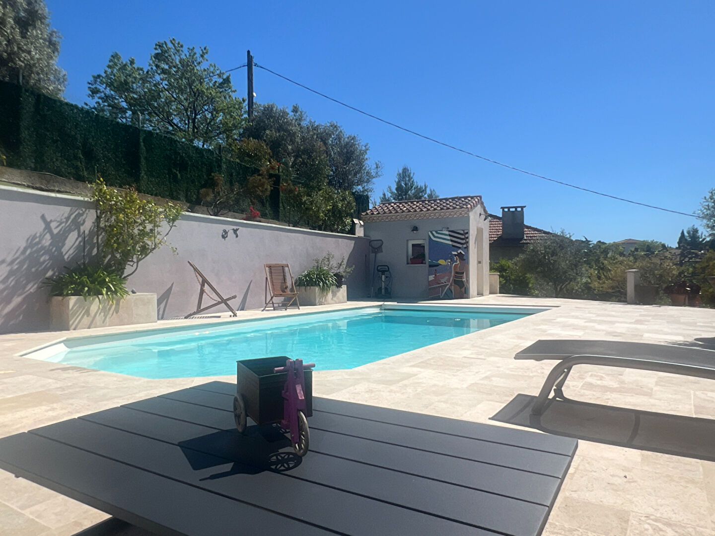 Photo Maison  d'architecte de 170 m² R+1 avec piscine terrasse, sous-sol et garage sur 865 m² de terrain à ALLAUCH 13190 image 3/6