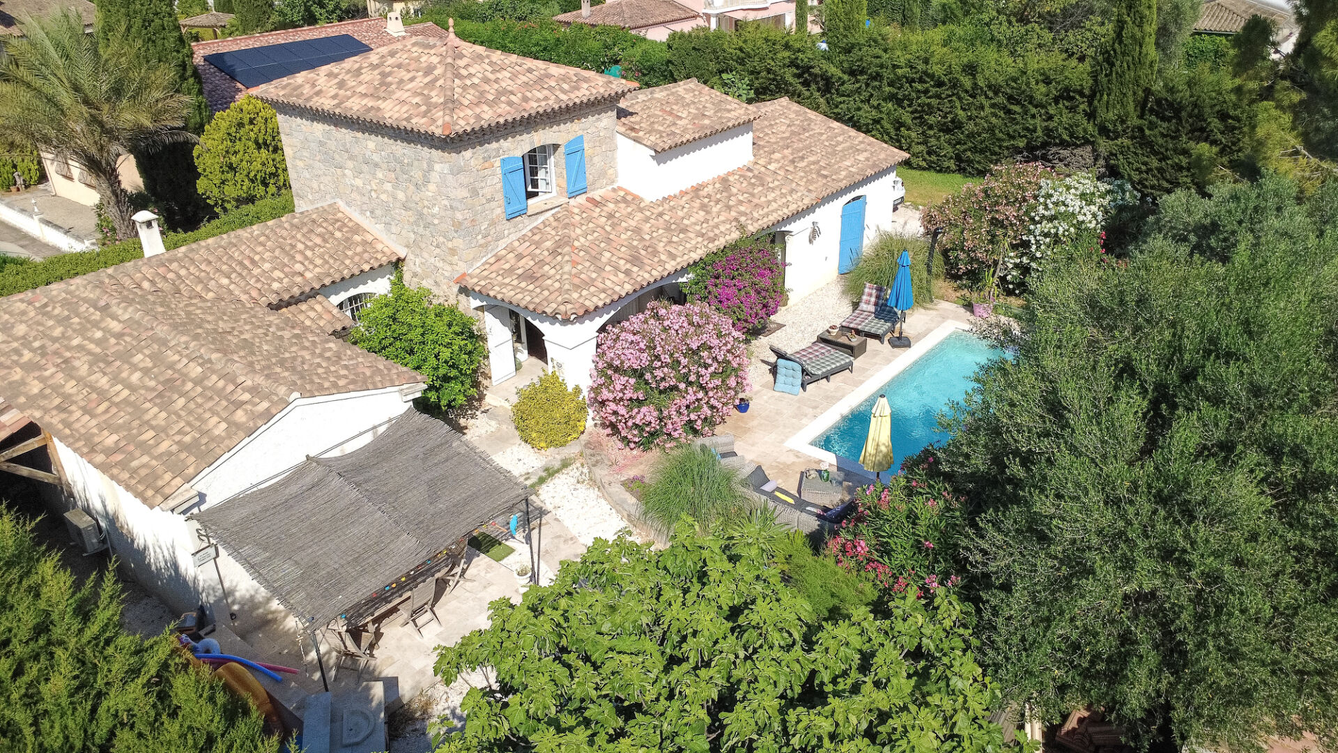 Le Muy - Villa 160m² 6 pièces avec piscine