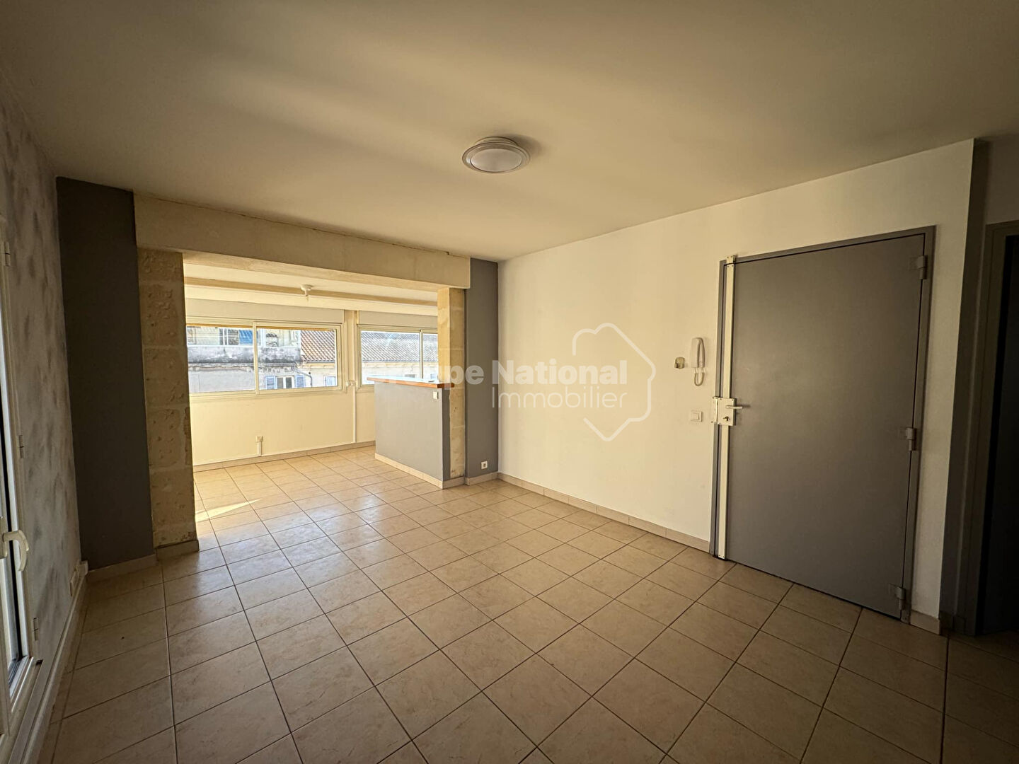Photo T2 - BOULEVARD CRAPONNE image 2/6