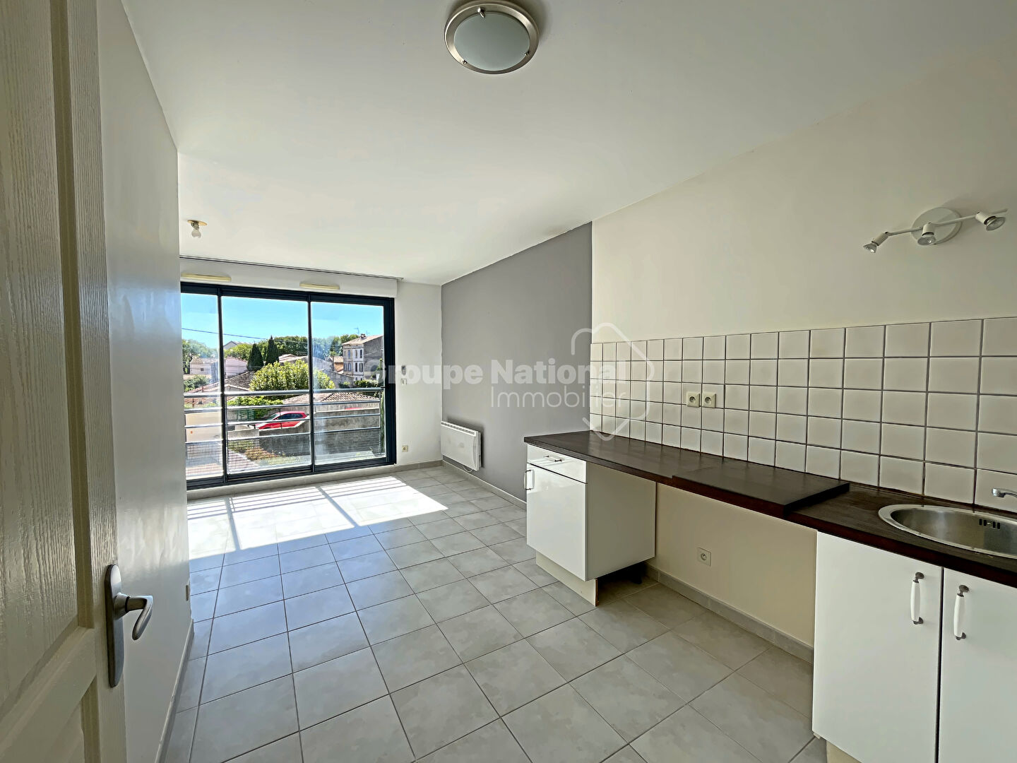 Photo Appartement T2 avec garage image 2/6