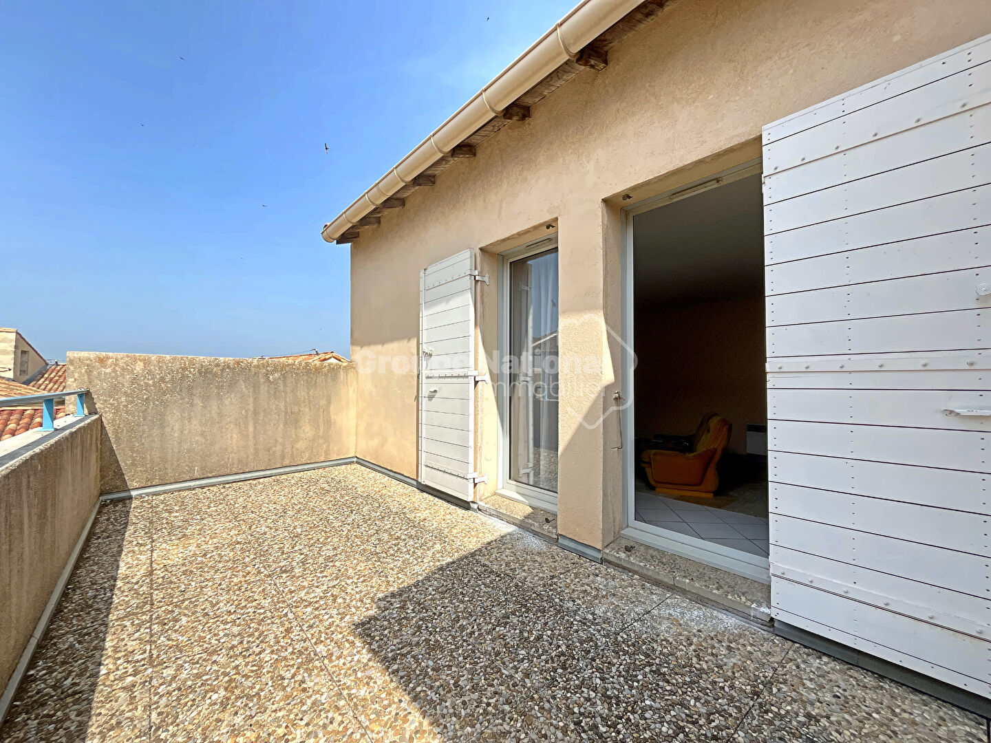 Photo T3 avec terrasse et garage image 4/6