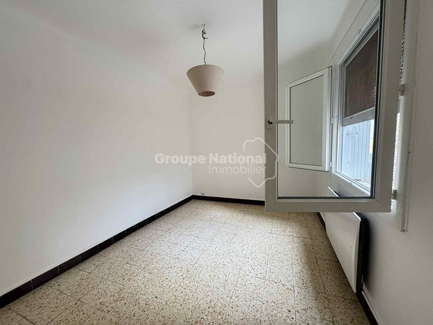 Photo T2 AVEC UN BUREAU ET TERRASSE image 6/6