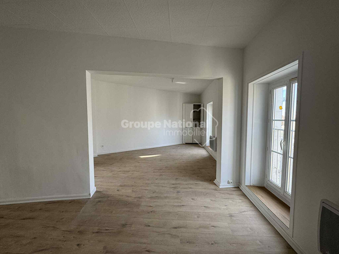 T3 RÉNOVÉ - RUE DE LA REPUBLIQUE ARLES