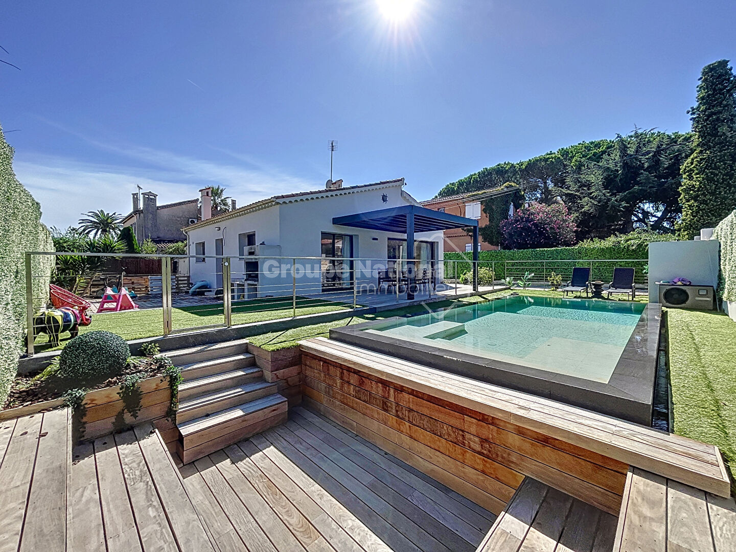 Villa individuelle de plain pied Mandelieu avec piscine