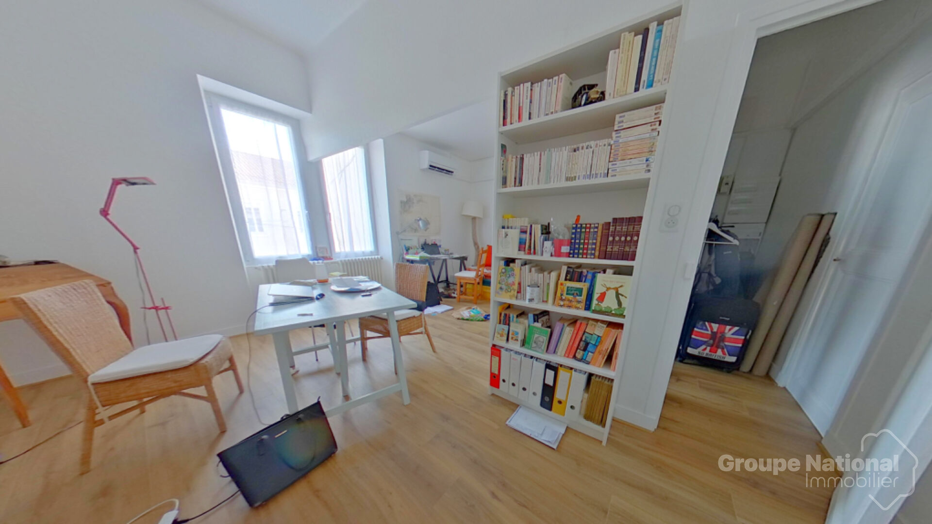 Photo Appartement Salon De Provence 3 pièce(s) 65.69 m2 image 1/6