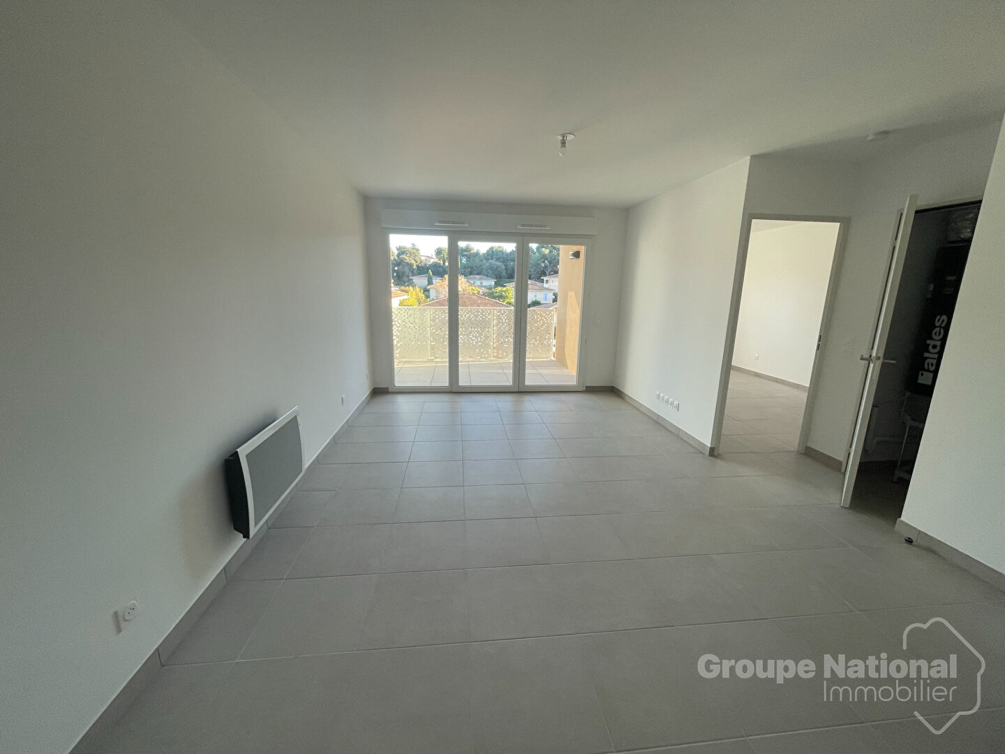 Photo À louer : Appartement 2 pièces moderne à ISTRES - Quartier Romaniquette image 5/6