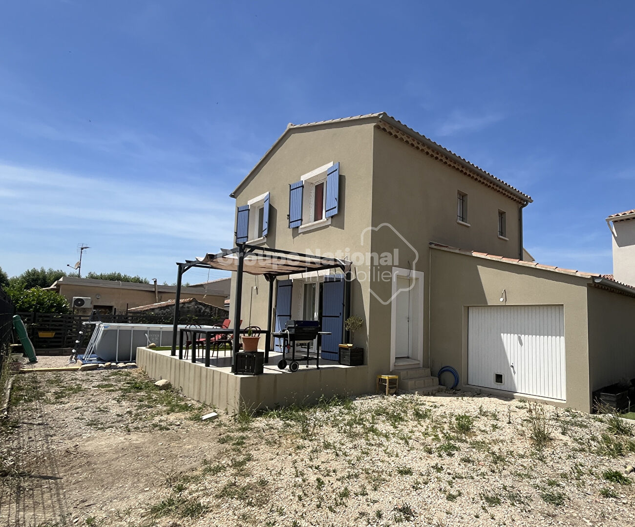 EXCLU SARRIANS - MAISON RECENTE - GARAGE - JARDIN