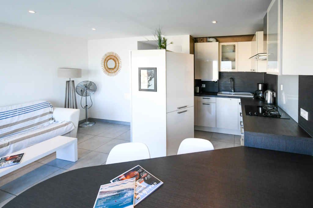 Photo APPARTEMENT L'IMPERIAL 3 LE GRAU DU ROI - 2 pièce(s) - 36 m2 EN LOCATION SAISONNIERE image 2/6