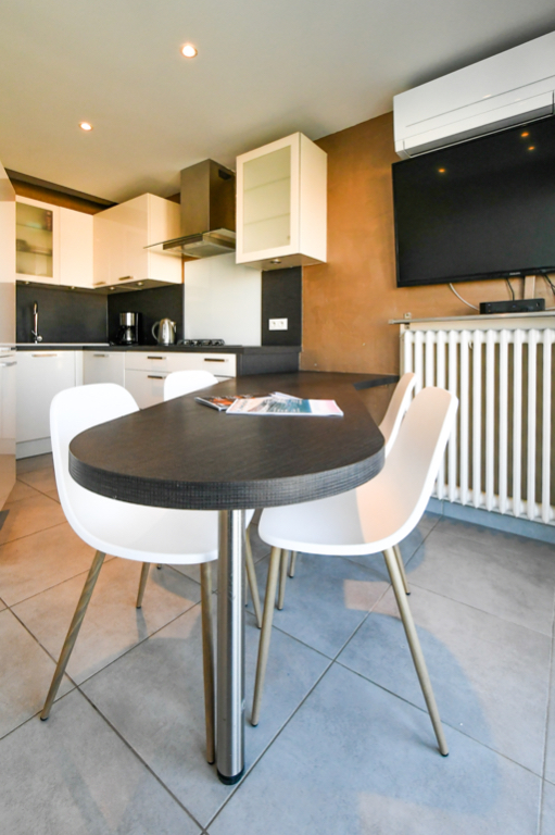 Photo APPARTEMENT L'IMPERIAL 3 LE GRAU DU ROI - 2 pièce(s) - 36 m2 EN LOCATION SAISONNIERE image 6/6