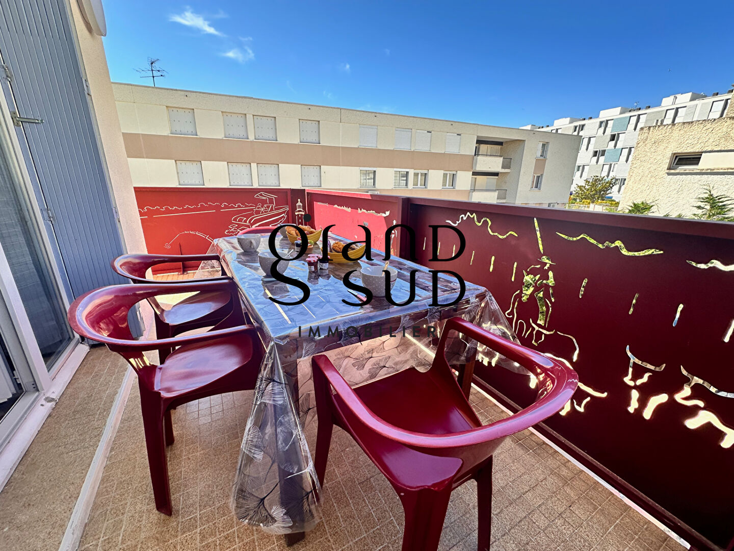 Appartement T3 avec terrasse en plein coeur du Grau-du-Roi