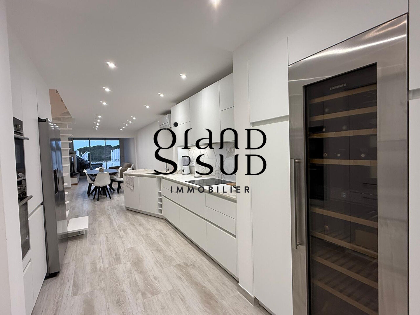 Agence immobilière de GRAND SUD REAL ESTATE IMMOBILIER Le Grau Du Roi - GRAND SUD REAL ESTATE IMMOBILIER