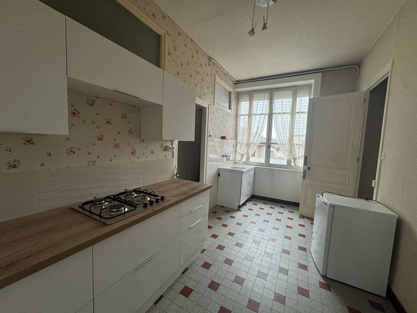 Photo Appartement Bourgoin Jallieu 2 pièce(s) 55 m2 image 5/5