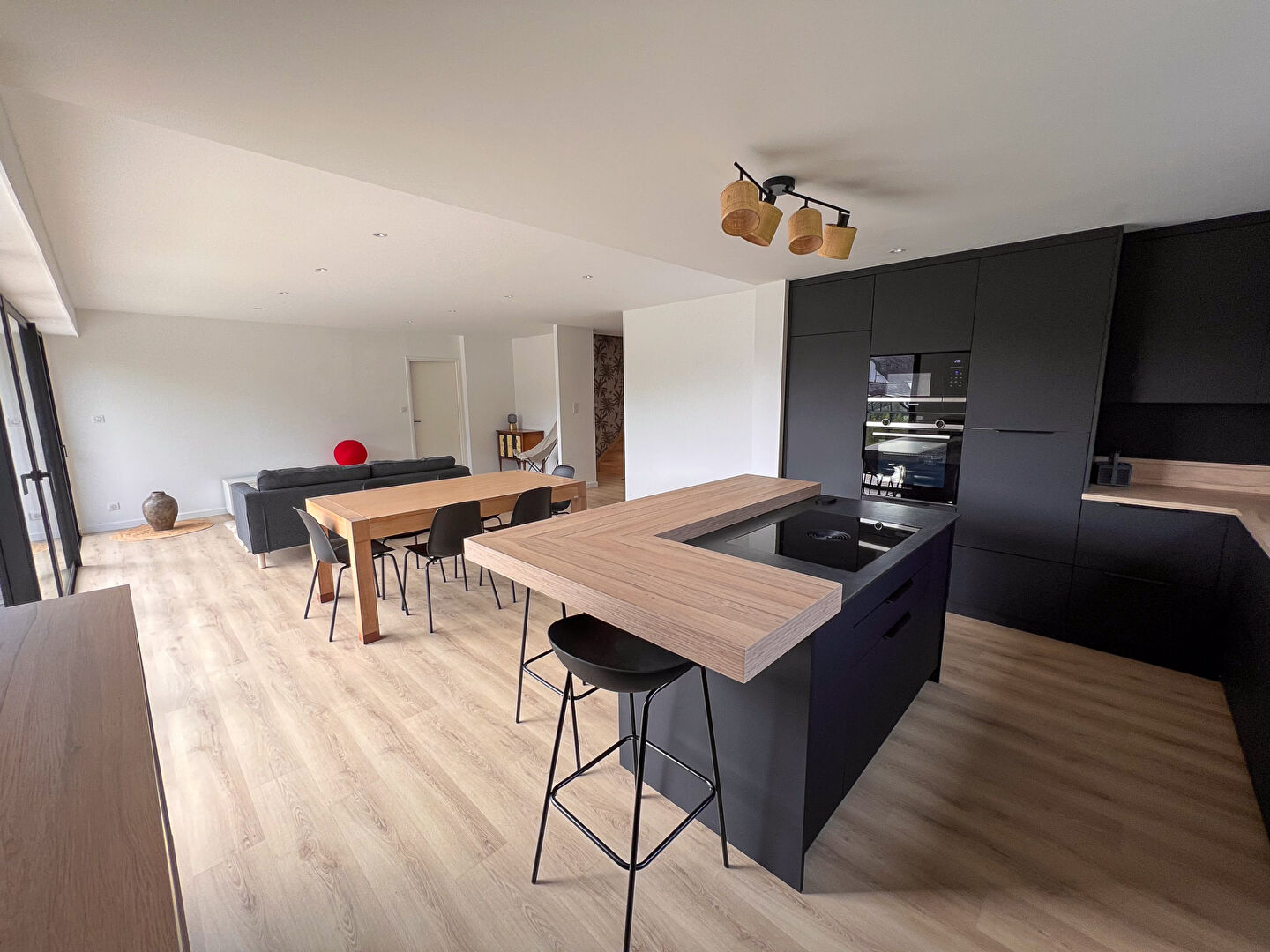 Photo CONTEMPORAINE DE TYPE 6 image 2/6