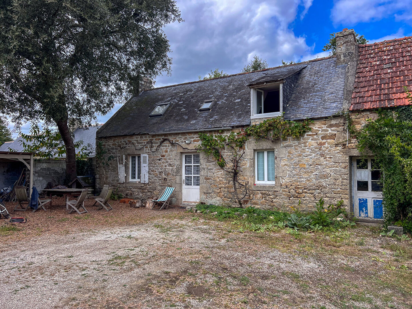 Photo SAINTE-MARINE - Corps de Ferme à rénover image 1/6