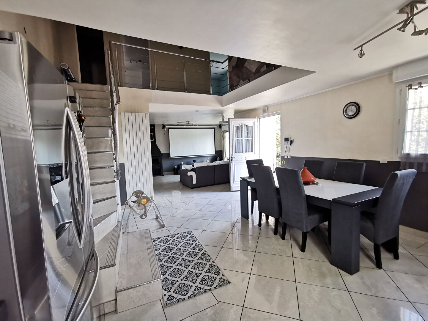 Appartement  Duplex 4 pièce(s) 93.15 m2