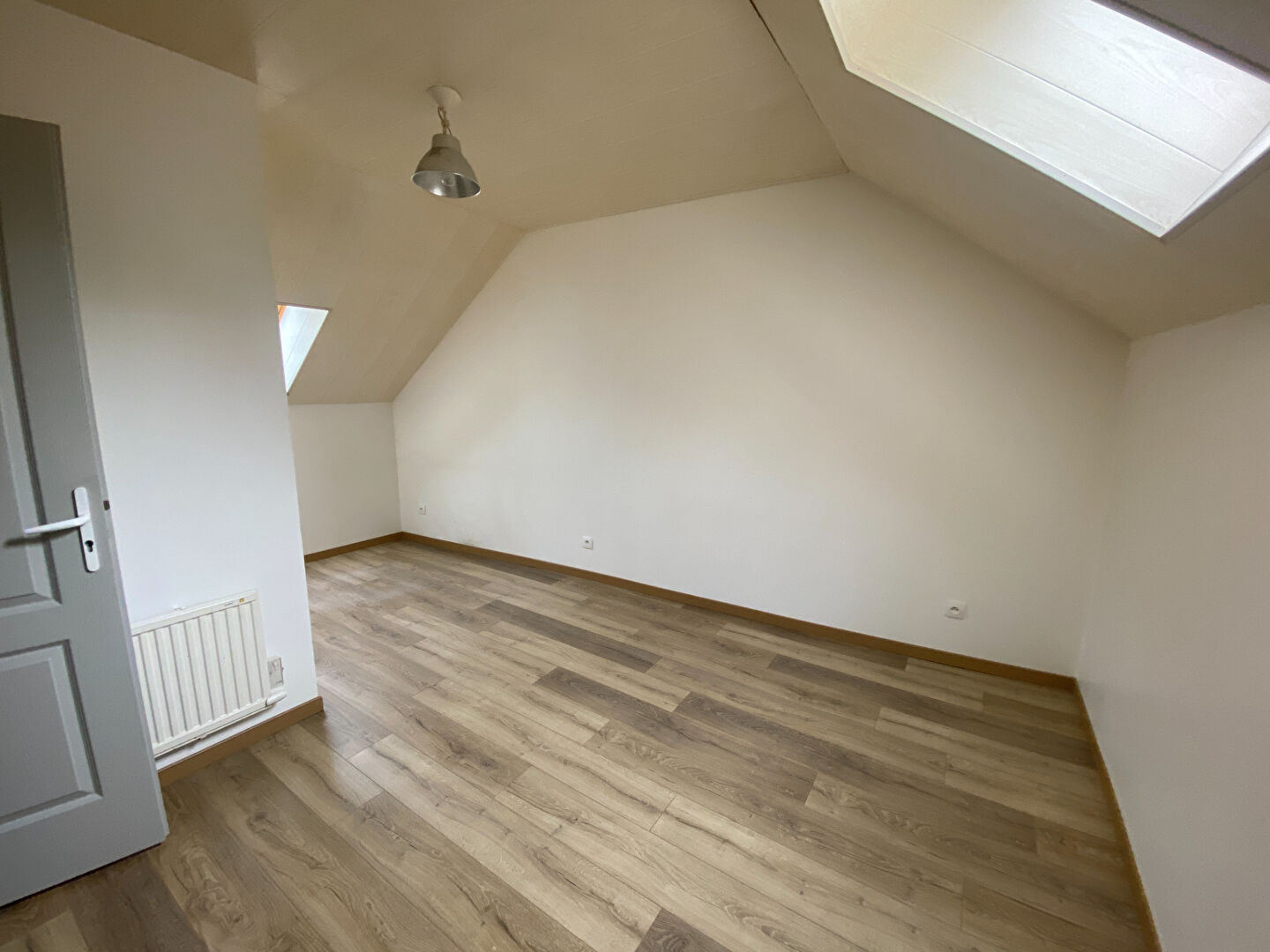 Photo MAISON LA CHAPELLE LA REINE - 3 pièce(s) - 60.22 m2 image 3/6