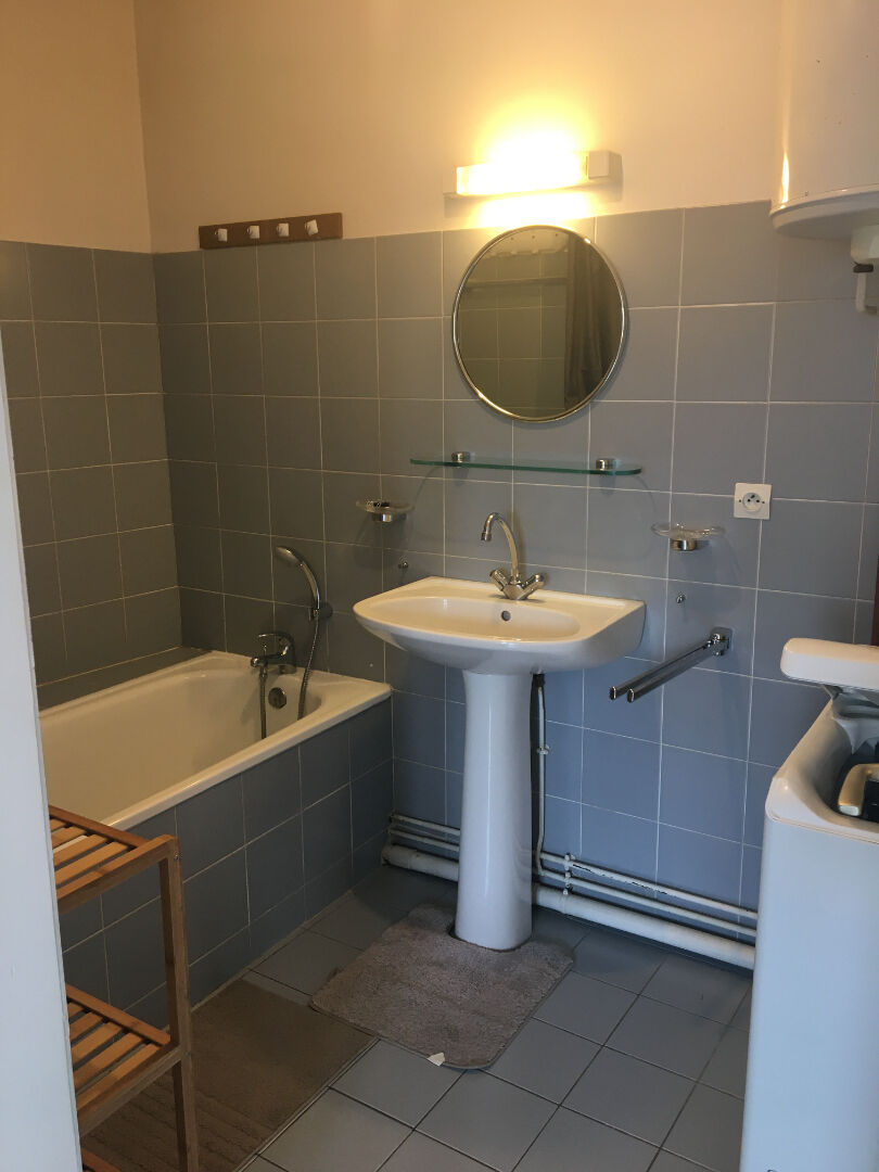 Photo Appartement Fontainebleau 1 pièce(s) 28.44 m2 image 6/6