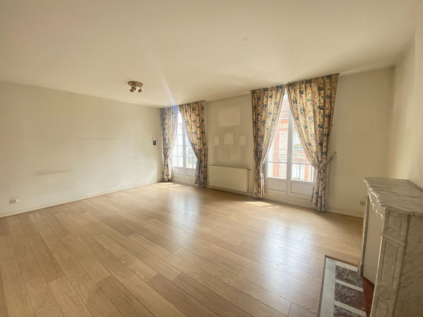 Agence immobilière de HACQUIN DAUVERGNE Fontainebleau - HACQUIN DAUVERGNE